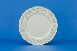 6 Duchess dinner plates